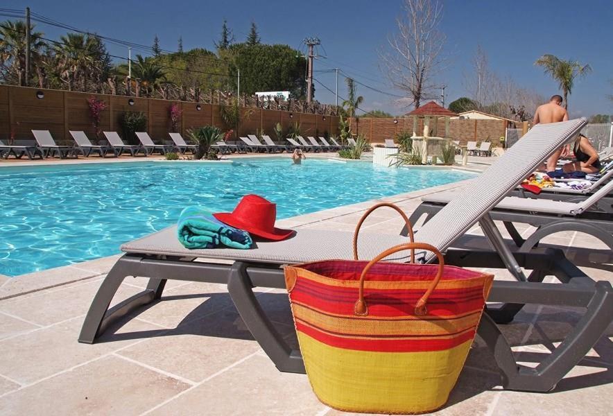 Camping Maeva Respire Ecolodge L'Etoile D'Argens Frejus Luaran gambar